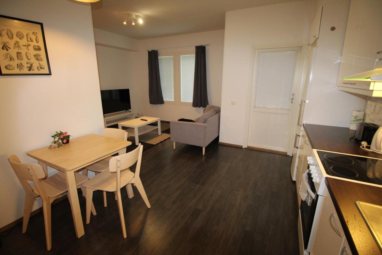 Majoitusykkoenen Apartment Raahe Ngoại thất bức ảnh