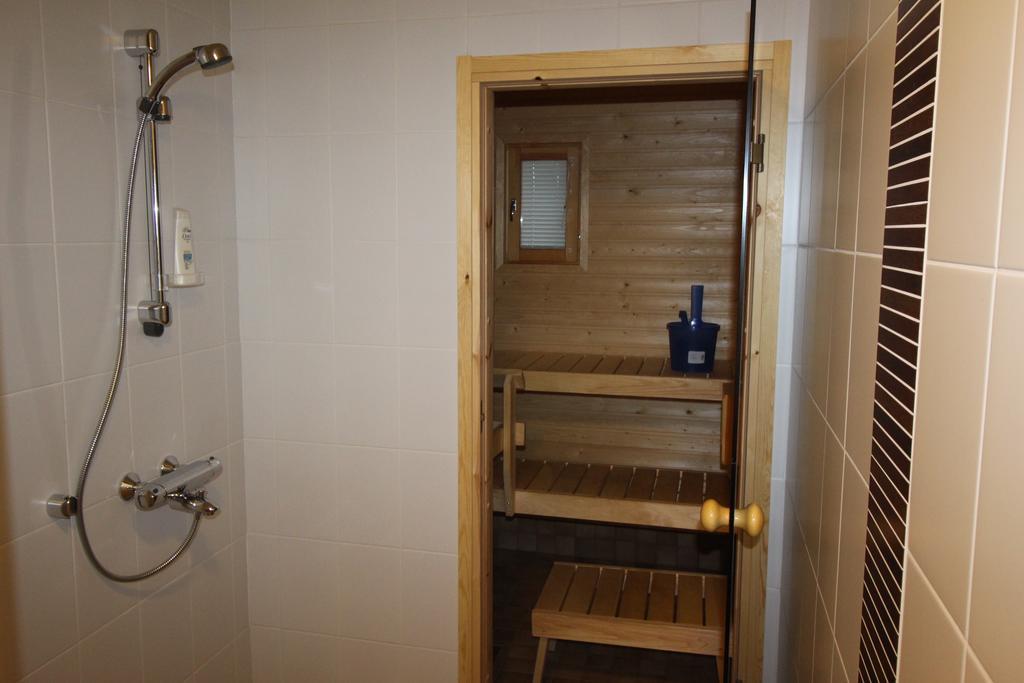 Majoitusykkoenen Apartment Raahe Phòng bức ảnh